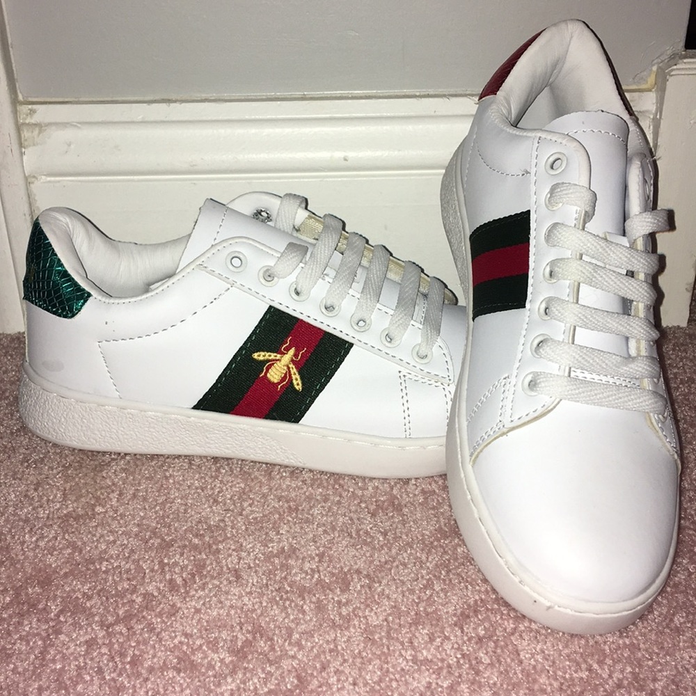 Gucci sneakers.*lookalikes* not authentic